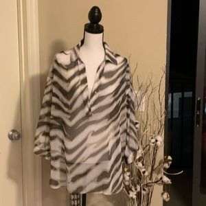 Chico’s Top - Tunic Animal Print Size Large Chico’s 2